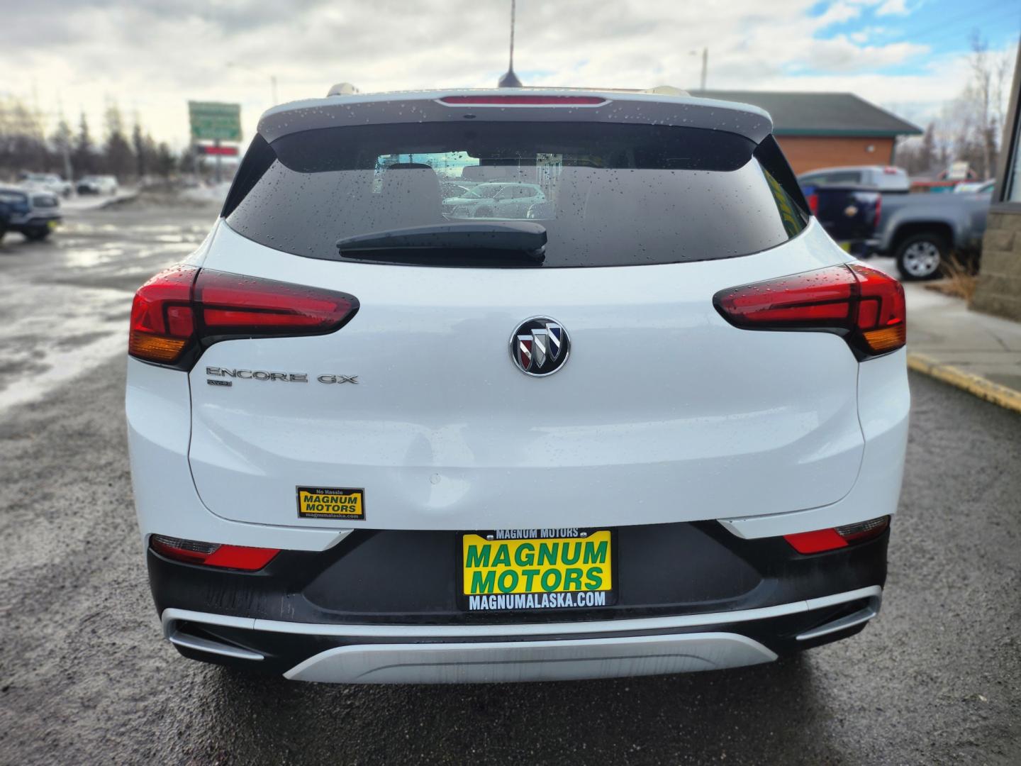 2021 Buick Encore GX GX (KL4MMESL6MB) with an 1.3l turbo engine, 6-Speed Automatic transmission, located at 1960 Industrial Drive, Wasilla, 99654, (907) 274-2277, 61.573475, -149.400146 - Photo#5